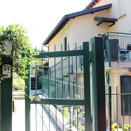 Casa Di Princi * Brunate